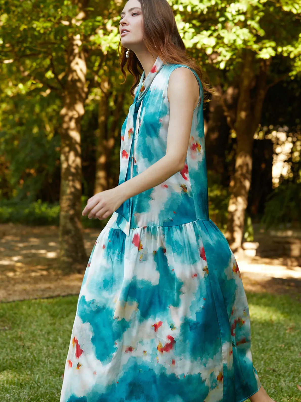 Watercolor Removable Shawl Collar Crepe Maxi Dress